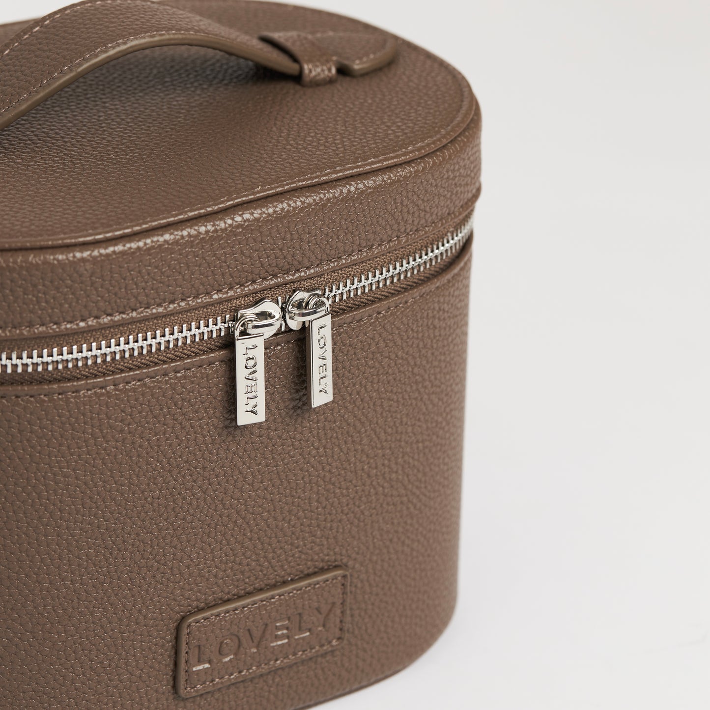 Vanity Bag (shipping 3rd or 4th week)